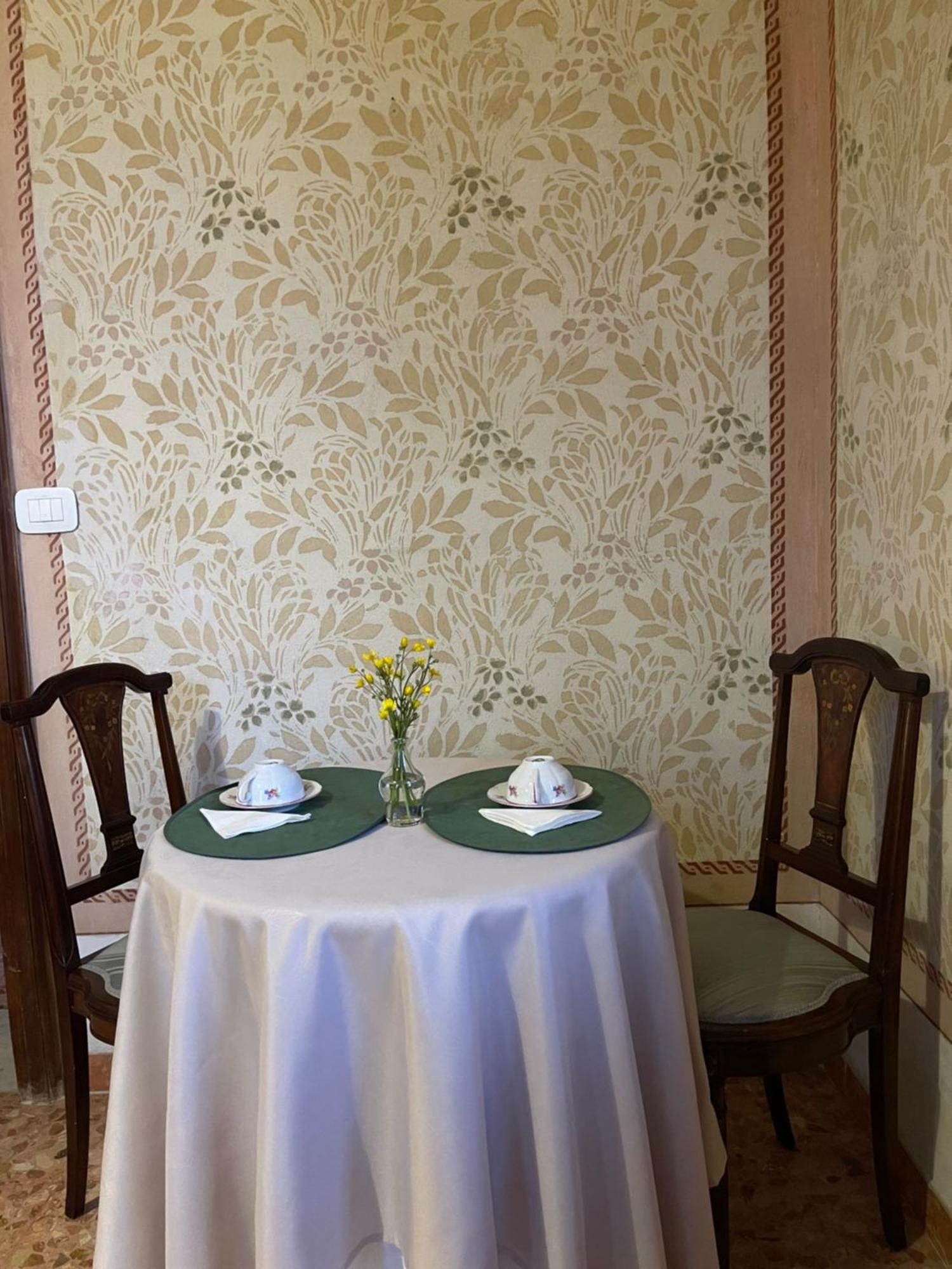 La Casa Sul Lungarno Apartment Uliveto Terme Luaran gambar